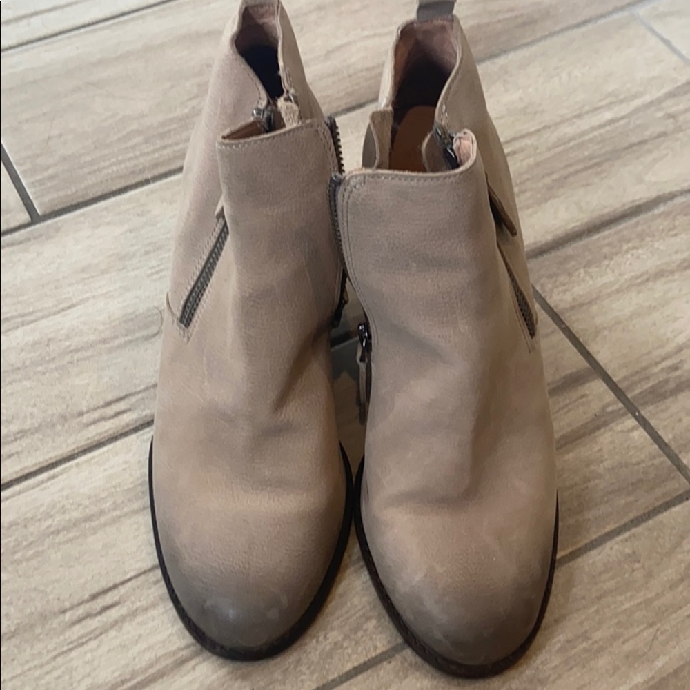 Carlson tan bootie wedge